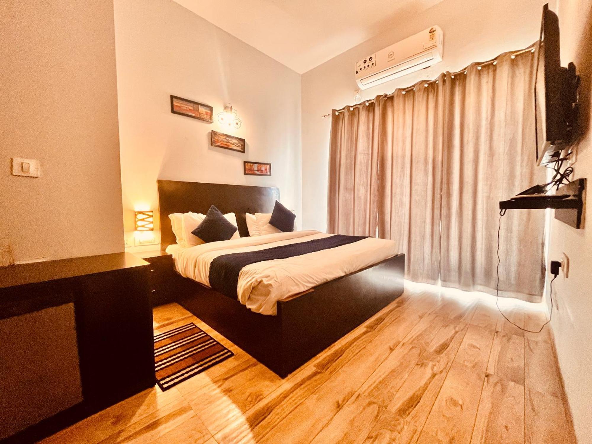 Pearl Grand Boutique Cottage In Omaxe Anandam Vrindavan - #Premium Ac Rooms With Balcony #Big Parking #Lift #Garden #Peaceful Area #Near Prem Mandir #Property Of The Year #Most Awarded Exterior foto